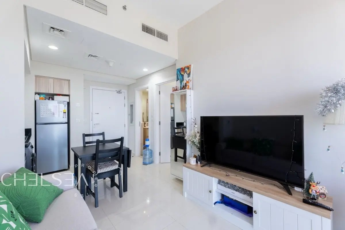 1-bedroom freehold apartment in DAMAC Hills — photo 4 of 4