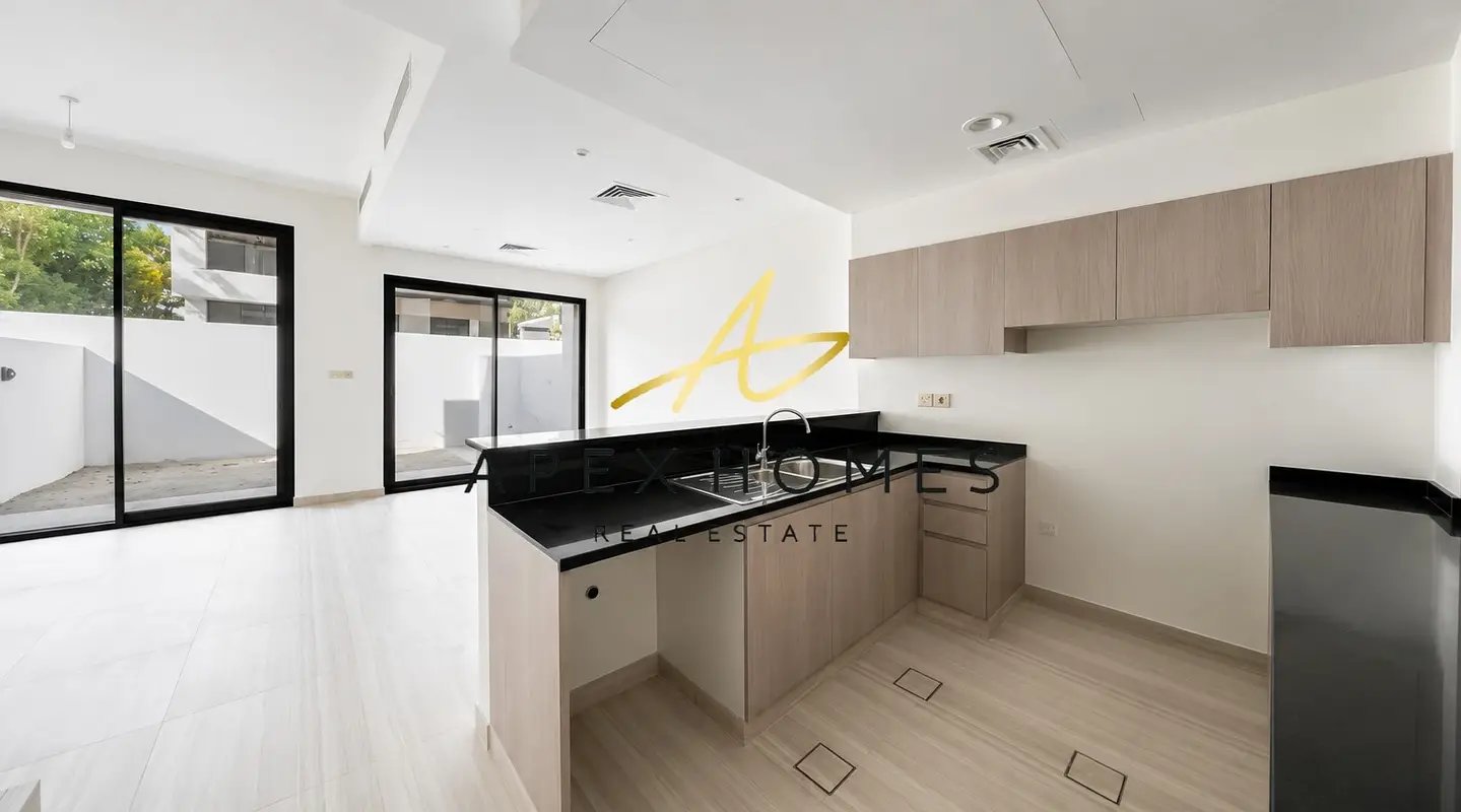 3-bedroom freehold villa in DAMAC Hills — photo 4 of 4