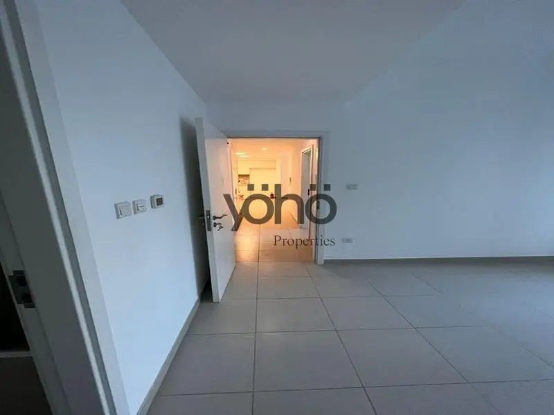 2-bedroom freehold apartment in Town Square — photo 4 of 4