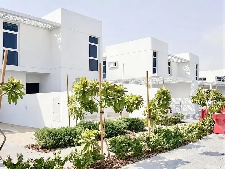 3-bedroom freehold villa in Mudon — photo 4 of 4