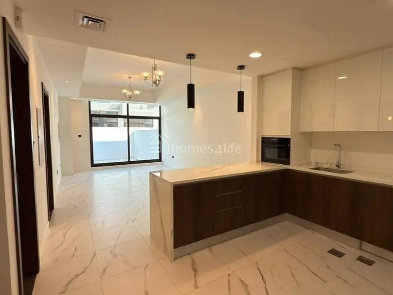 4-bedroom freehold villa in Mohammed Bin Rashid City (MBR City) — photo 2 of 4
