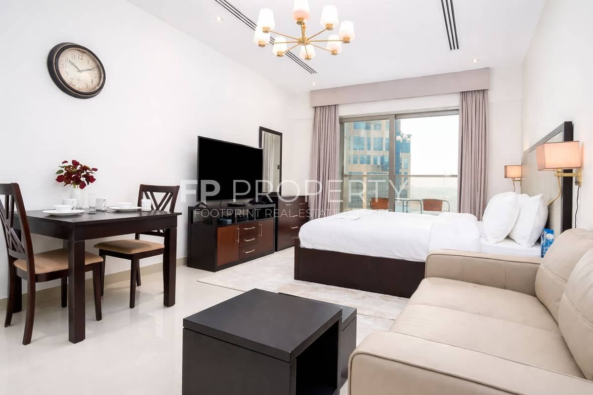 studio freehold apartment in Downtown Dubai — photo 4 of 5
