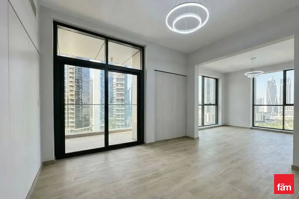 1-bedroom freehold apartment in Business Bay — photo 2 of 5