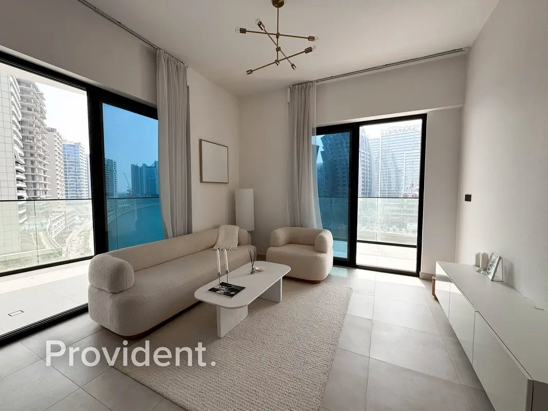 2-bedroom freehold apartment in Business Bay — photo 3 of 5