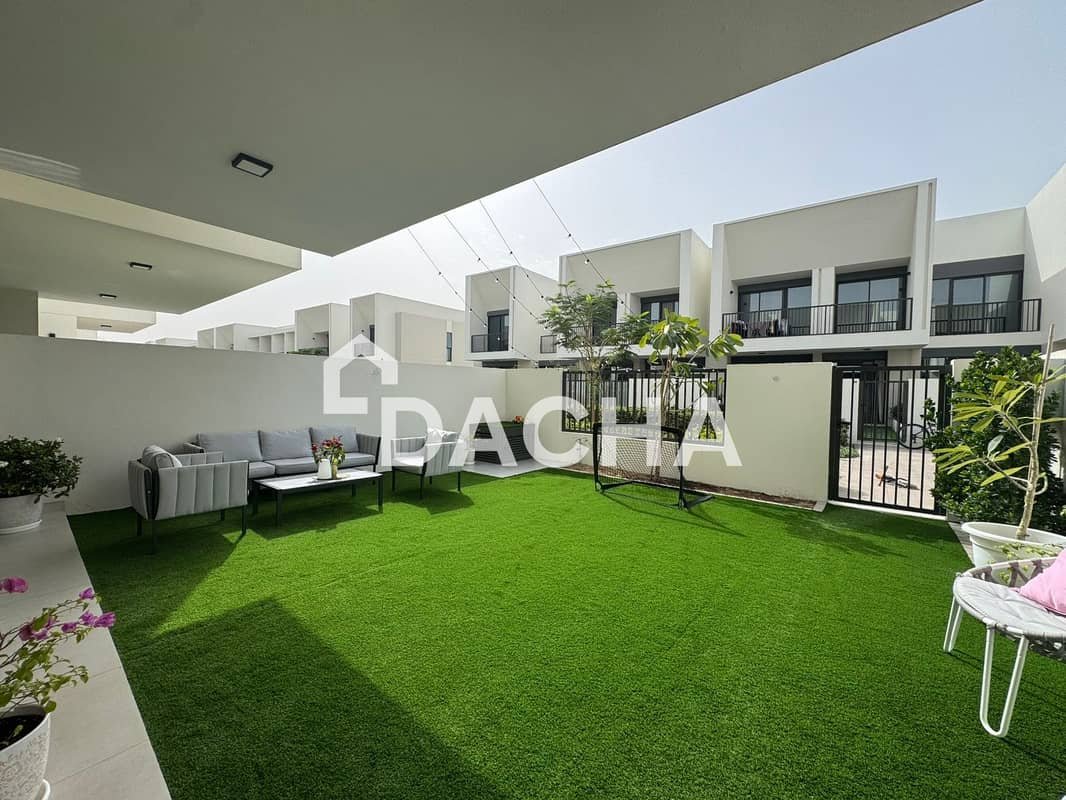 3-bedroom freehold villa in Town Square — photo 3 of 4