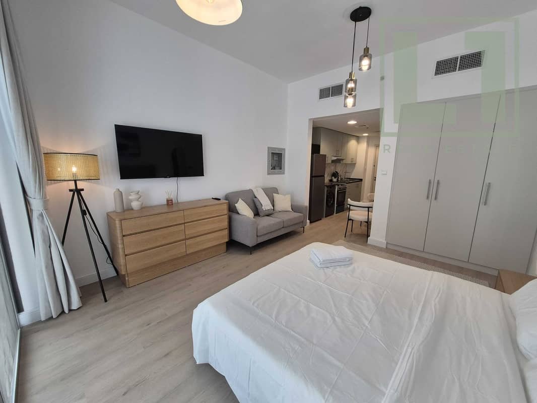 studio freehold apartment in DAMAC Hills — photo 3 of 4
