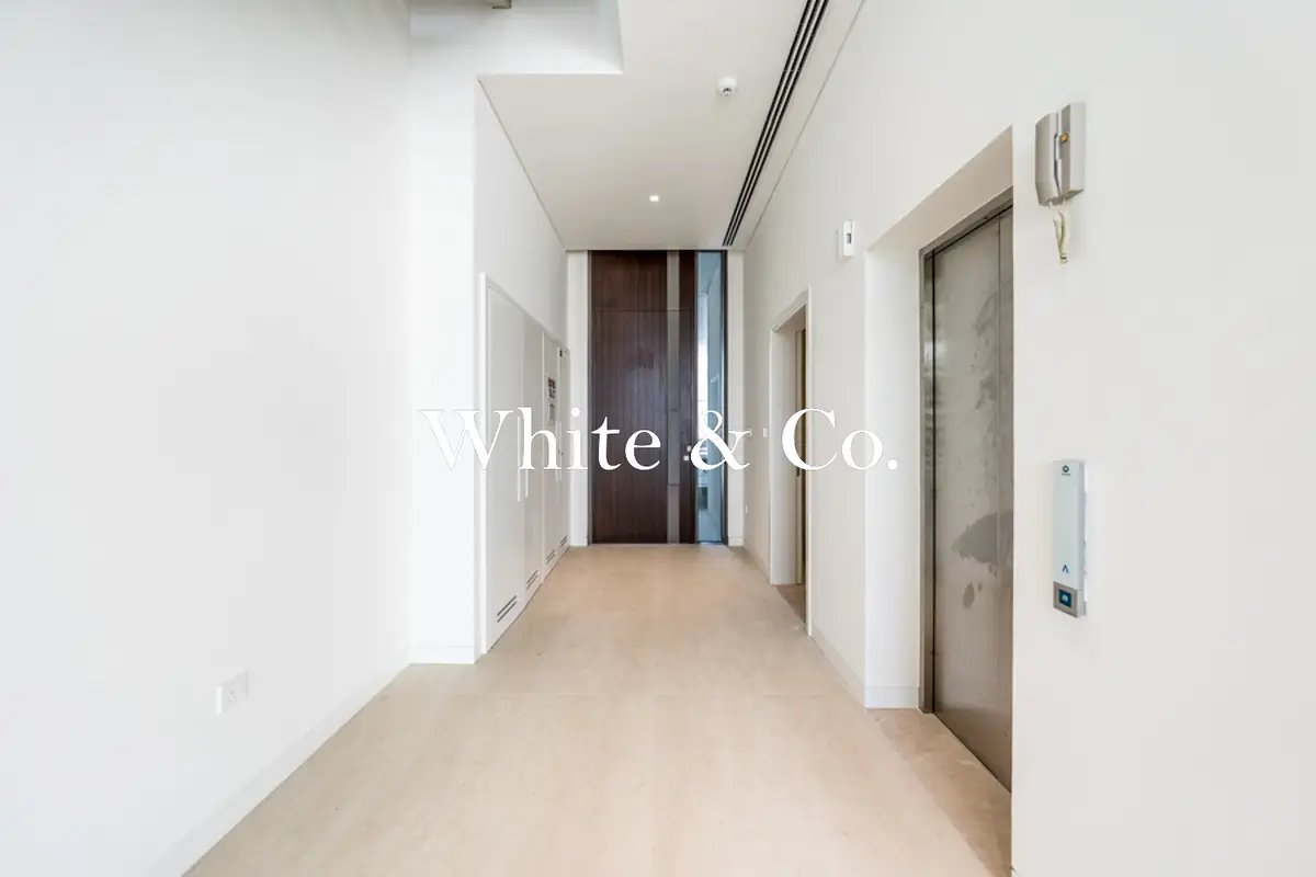 3-bedroom freehold villa in Nad Al Sheba — photo 3 of 5