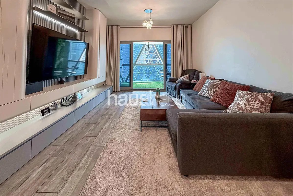 1-bedroom freehold apartment in DIFC — photo 5 of 5