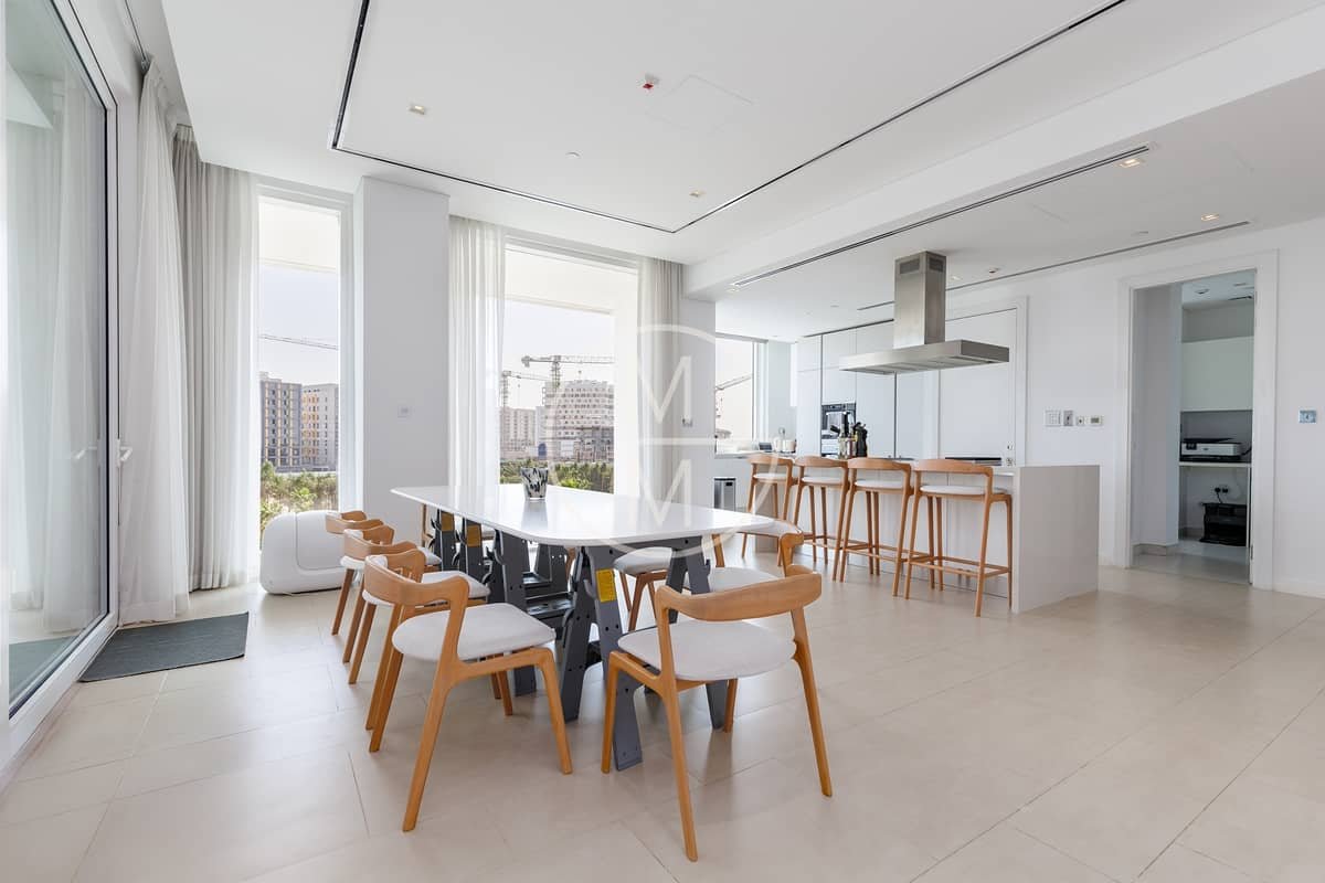 3-bedroom freehold apartment in Al Barari — photo 1 of 4