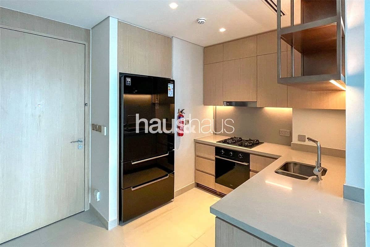 3-bedroom freehold apartment in Downtown Dubai — photo 4 of 5