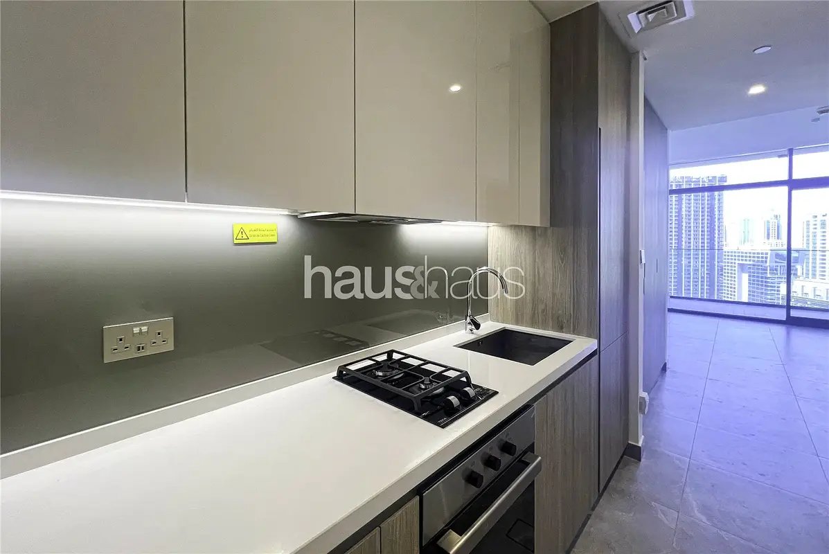 studio freehold apartment in Business Bay — photo 5 of 5
