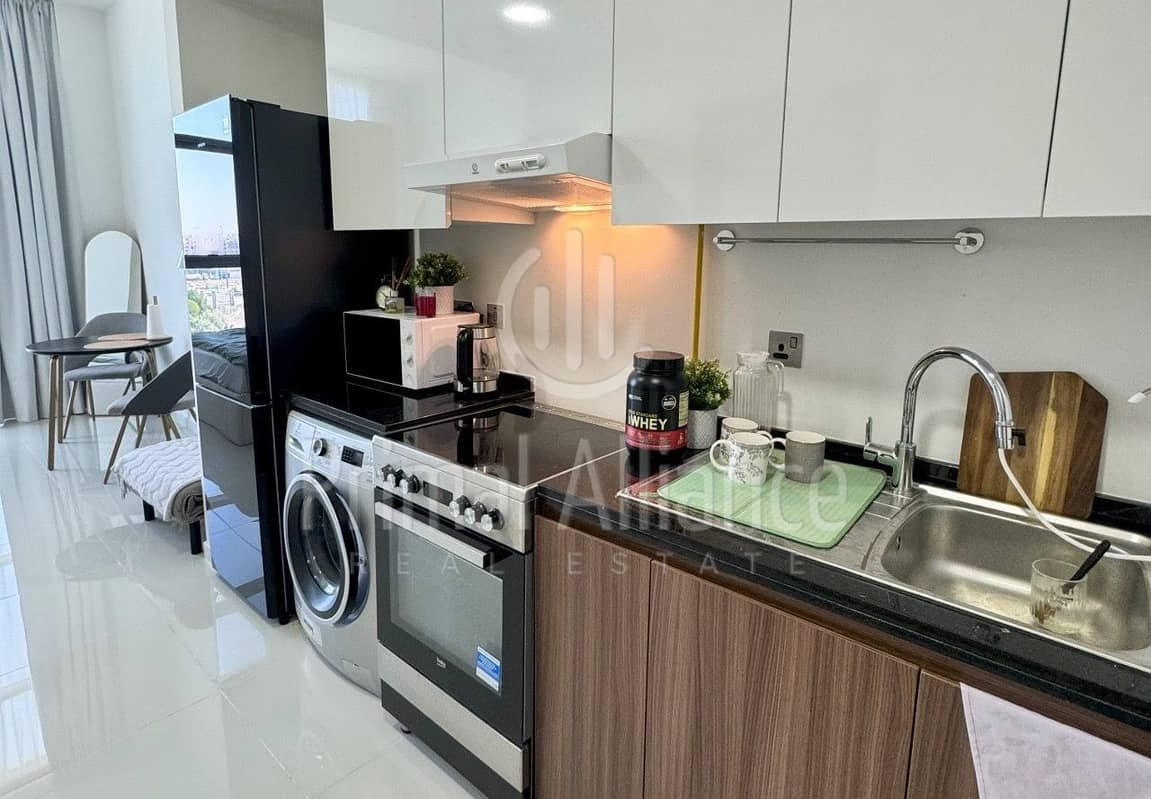 studio freehold apartment in DAMAC Hills — photo 3 of 4
