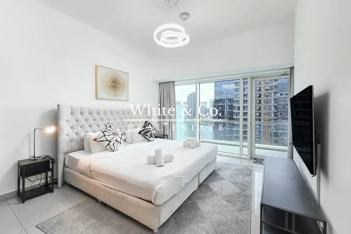 2-bedroom freehold apartment in Business Bay — photo 1 of 5