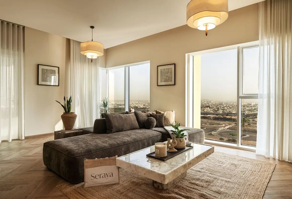 3-bedroom freehold apartment in Business Bay — photo 3 of 5
