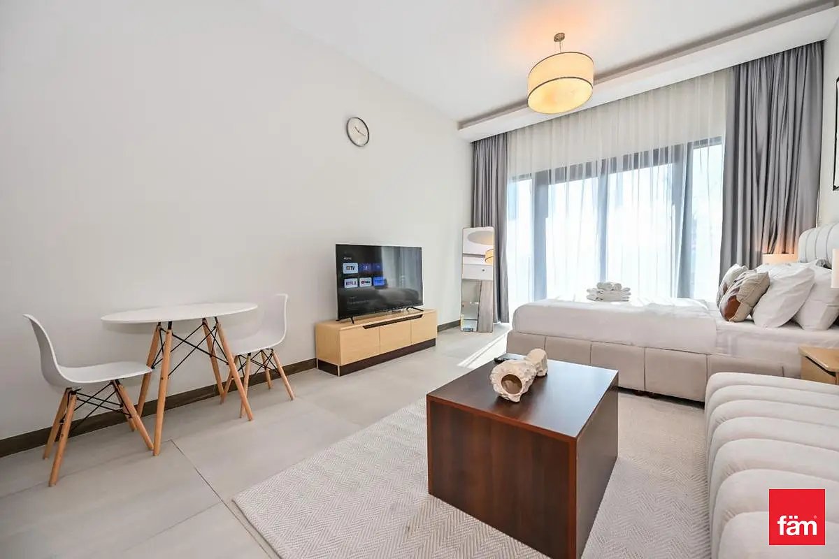 studio freehold apartment in Business Bay — photo 3 of 5