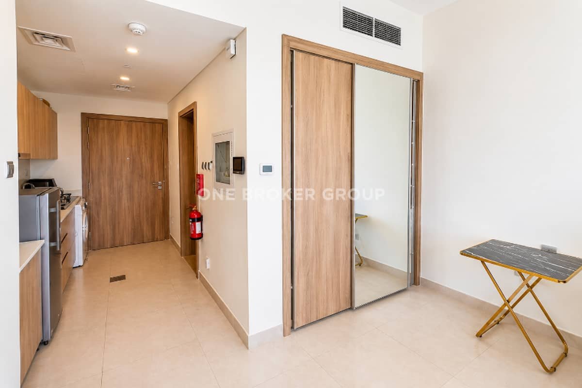 studio freehold apartment in Dubai Hills Estate — photo 3 of 4