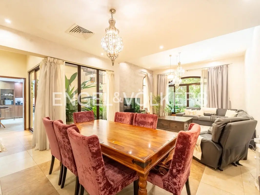 4-bedroom freehold villa in Mudon — photo 4 of 4
