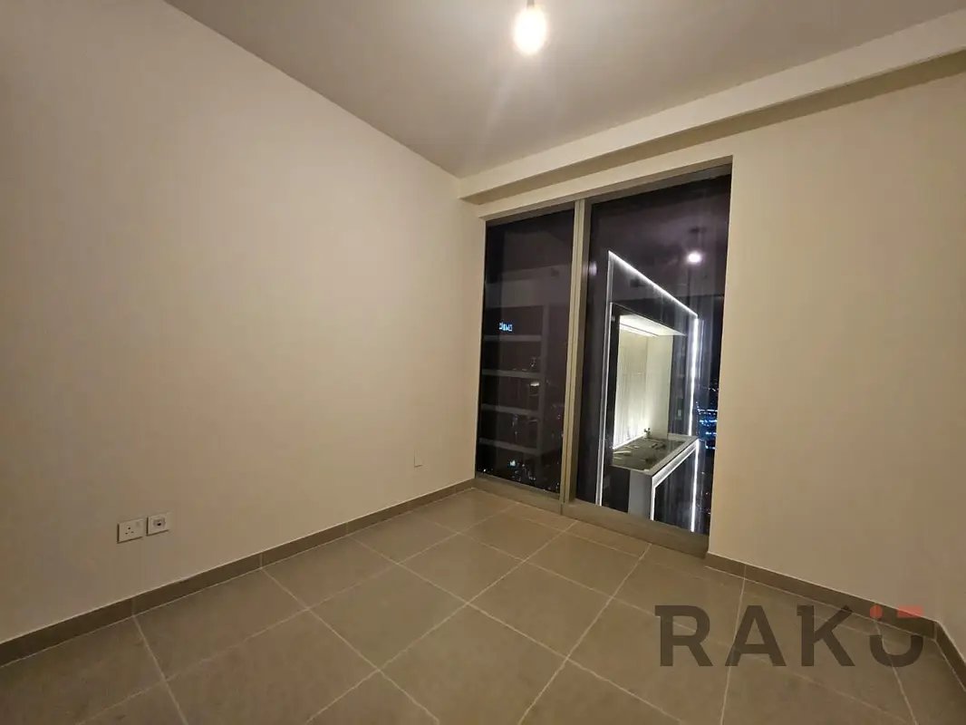 3-bedroom freehold apartment in Downtown Dubai — photo 4 of 4