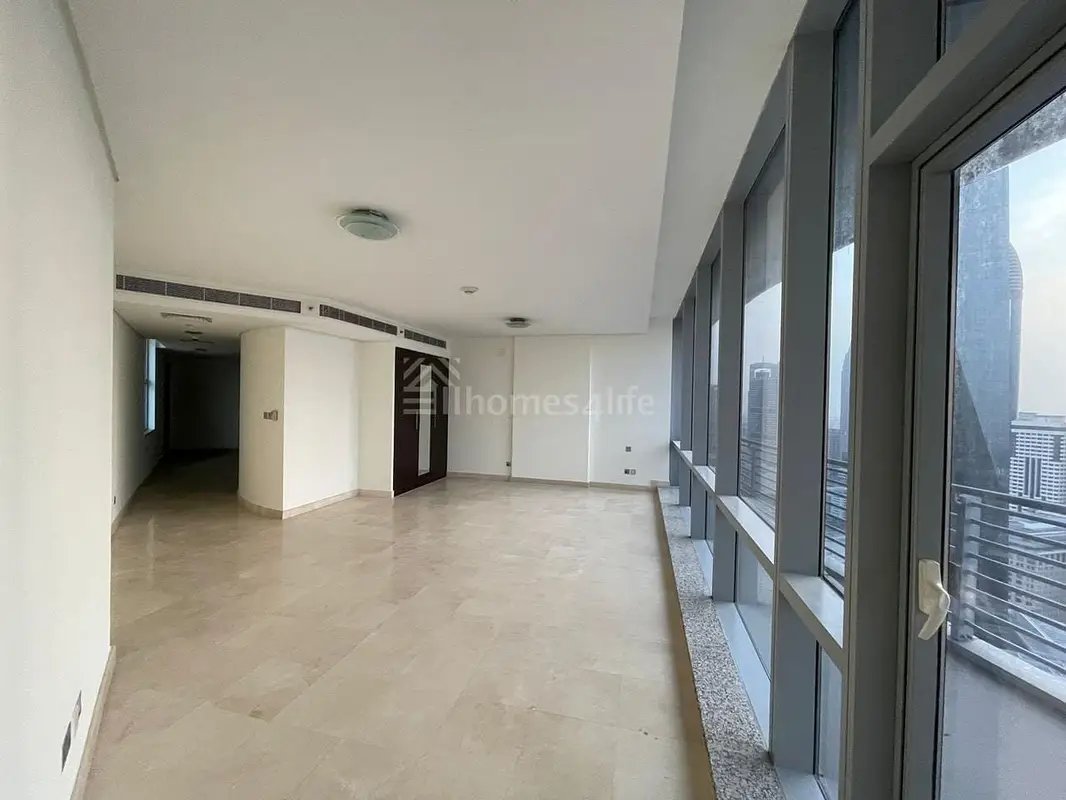 studio freehold apartment in DIFC — photo 4 of 4