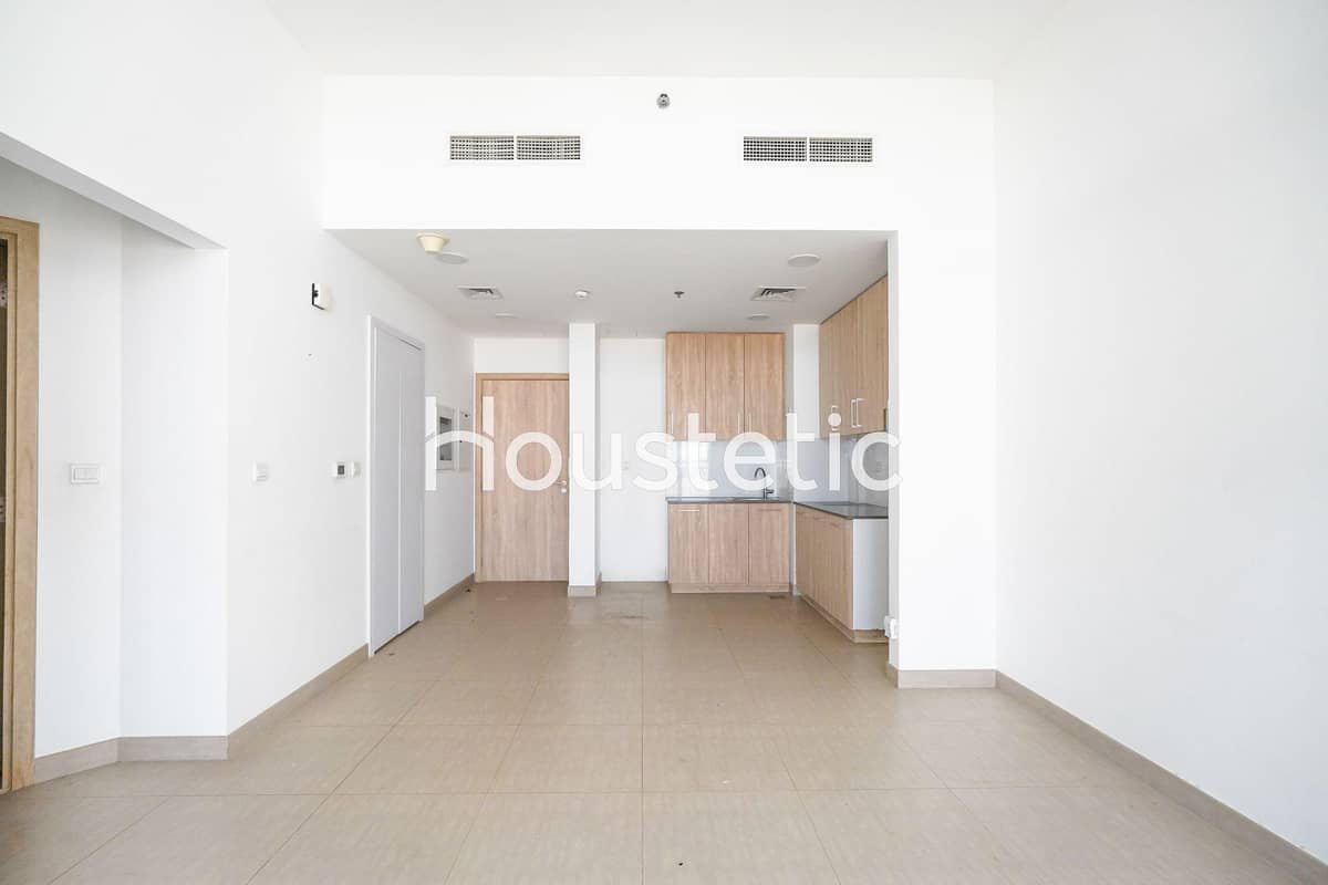1-bedroom freehold apartment in Town Square — photo 3 of 4