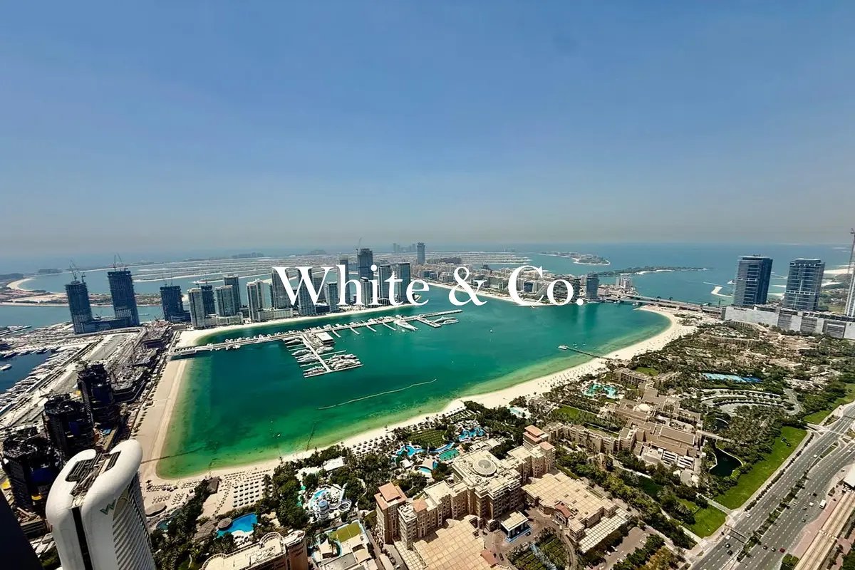 5-bedroom freehold apartment in Dubai Marina — photo 1 of 4