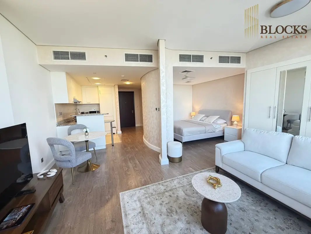 studio freehold apartment in DIFC — photo 2 of 4