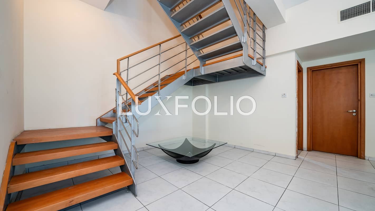 4-bedroom freehold apartment in Dubai Marina — photo 1 of 4