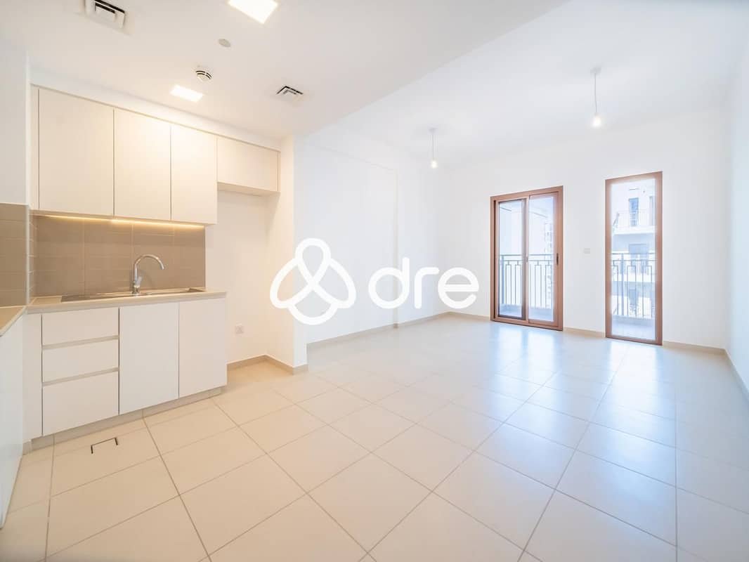 1-bedroom freehold apartment in Town Square — photo 3 of 4