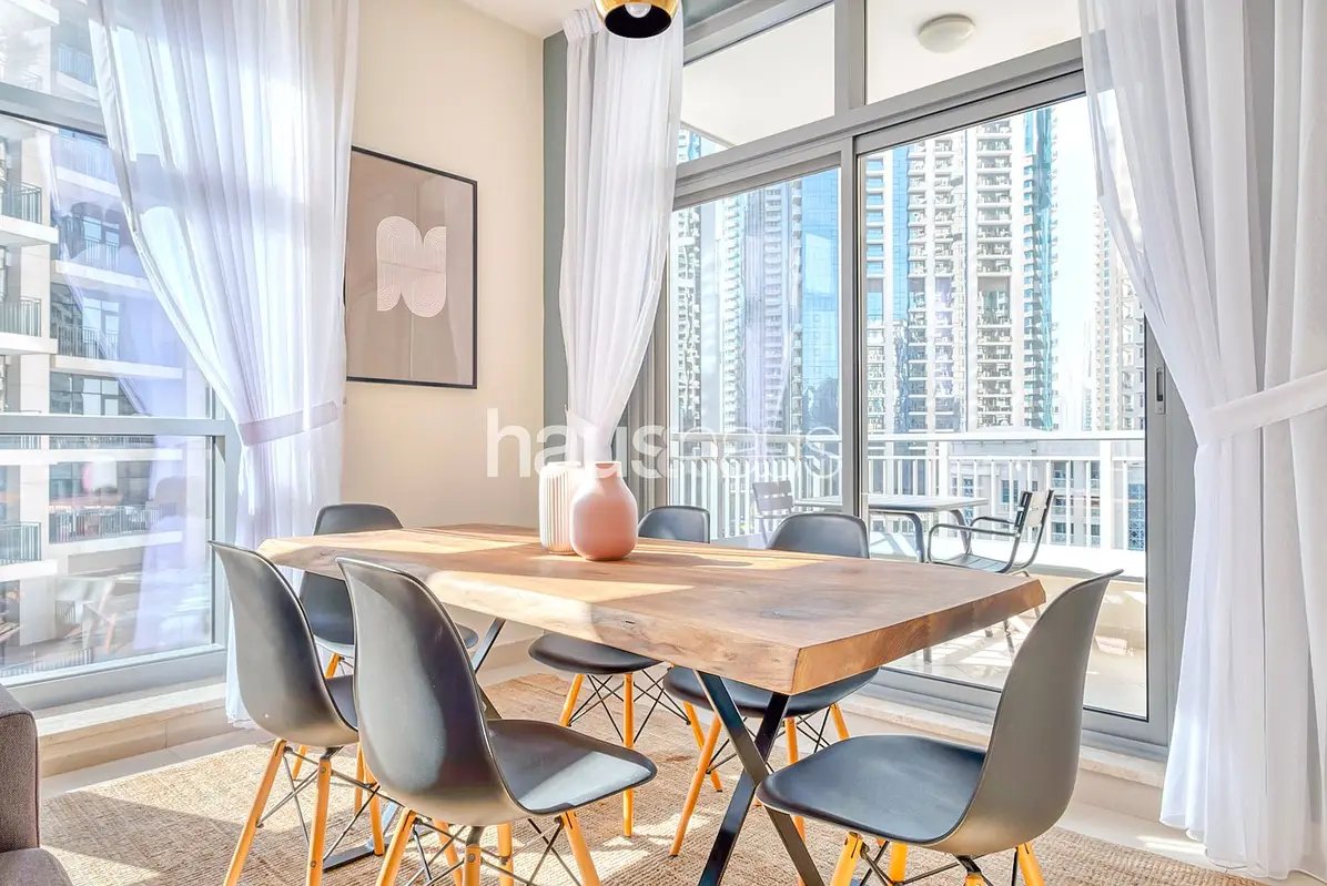 2-bedroom freehold apartment in Downtown Dubai — photo 2 of 4