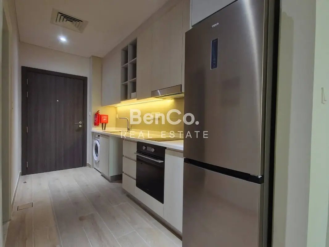 studio freehold apartment in Business Bay — photo 4 of 4