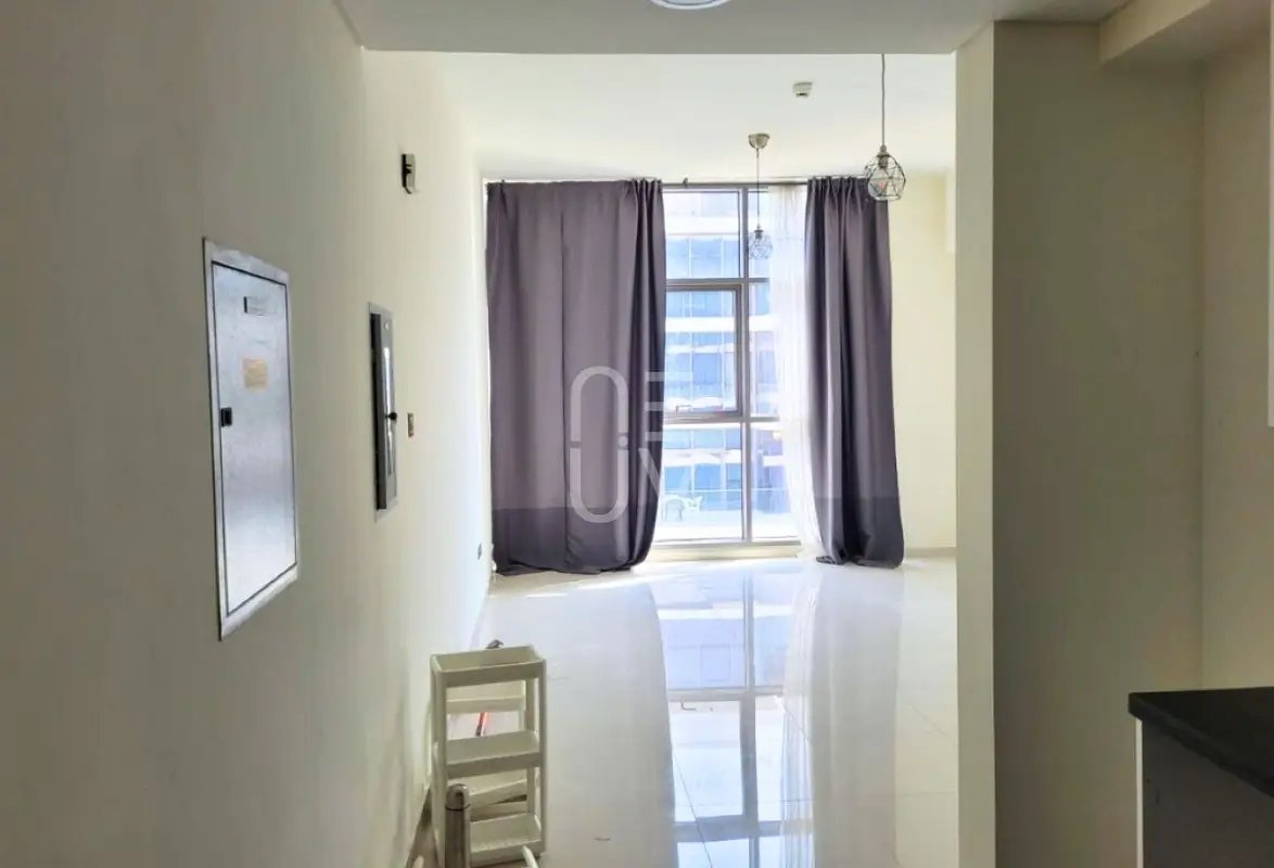 studio freehold apartment in DAMAC Hills — photo 2 of 4