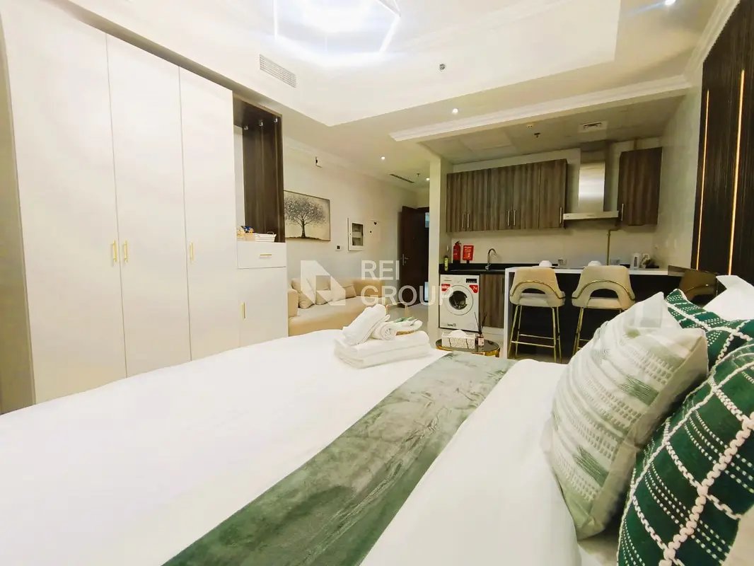 studio freehold apartment in Downtown Dubai — photo 2 of 4