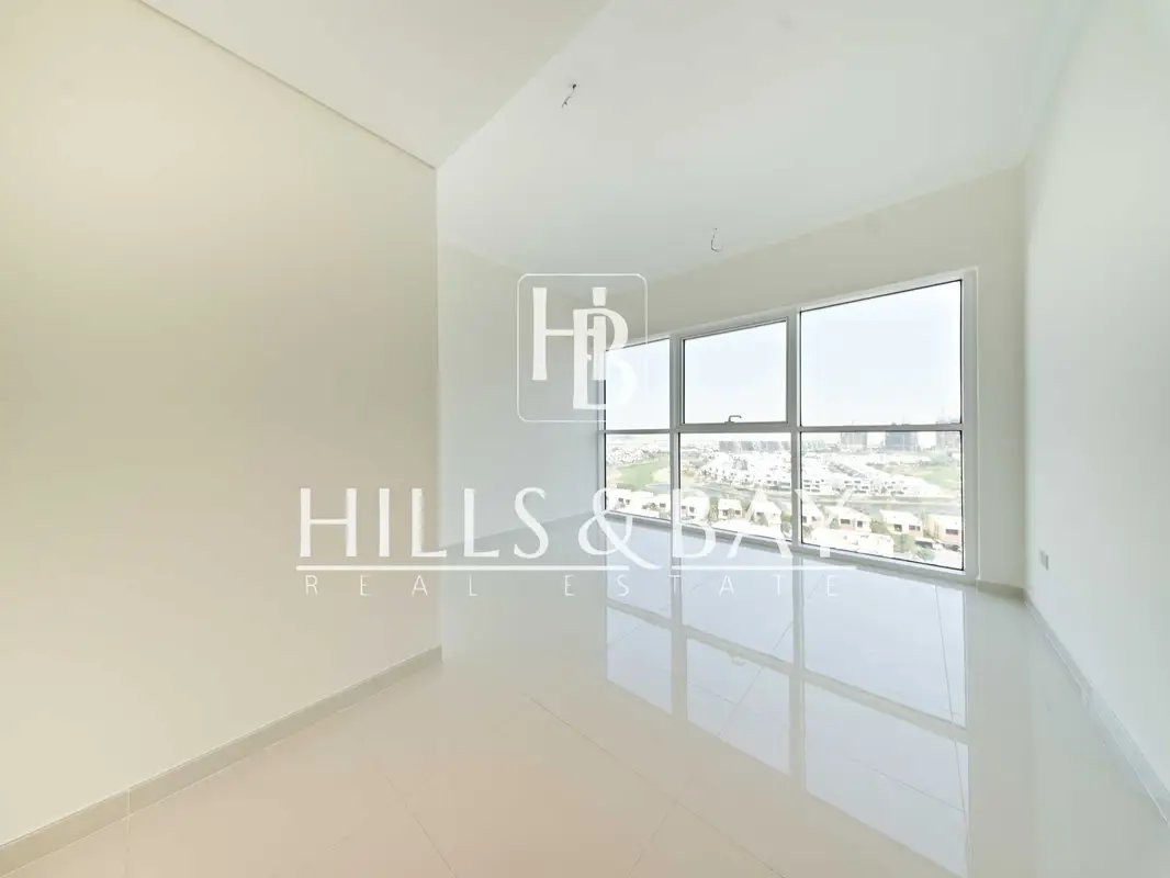 1-bedroom freehold apartment in DAMAC Hills — photo 1 of 4