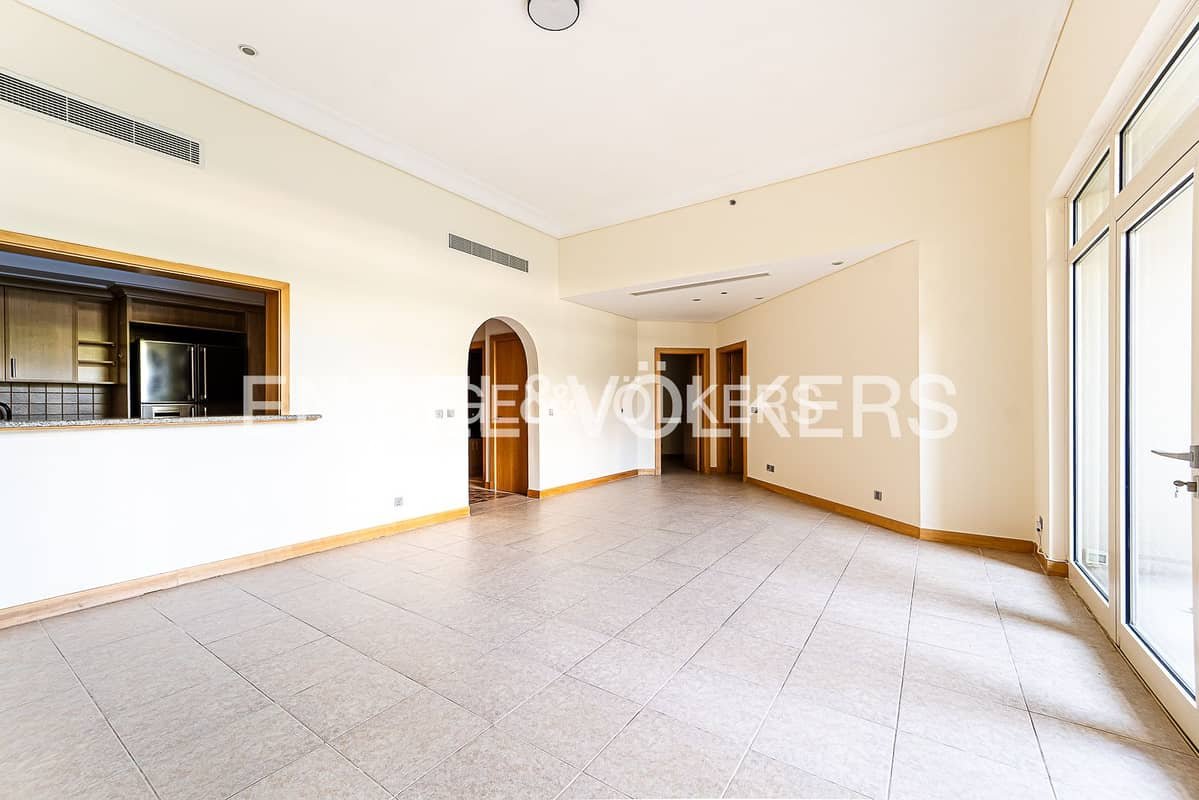 2-bedroom freehold apartment in Palm Jumeirah — photo 3 of 4