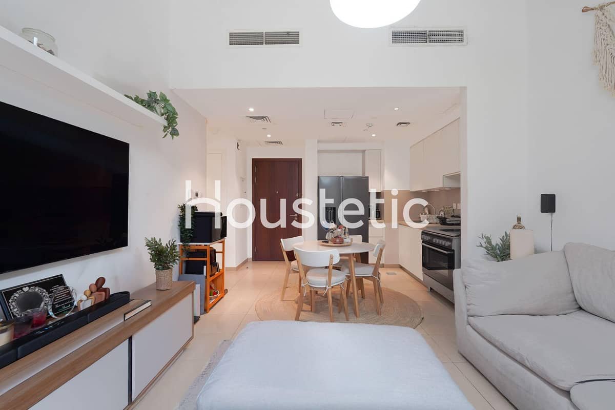 1-bedroom freehold apartment in Town Square — photo 3 of 4