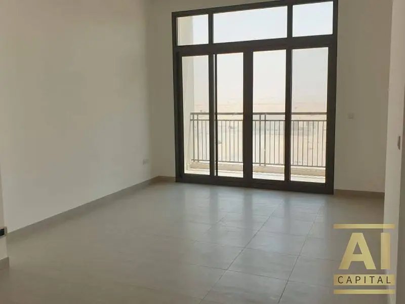 2-bedroom freehold apartment in Town Square — photo 4 of 4