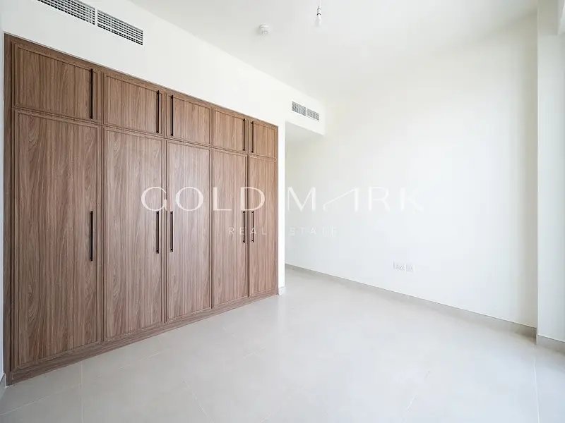 3-bedroom freehold villa in Town Square — photo 4 of 4