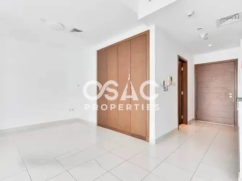 studio freehold apartment in Business Bay — photo 1 of 5