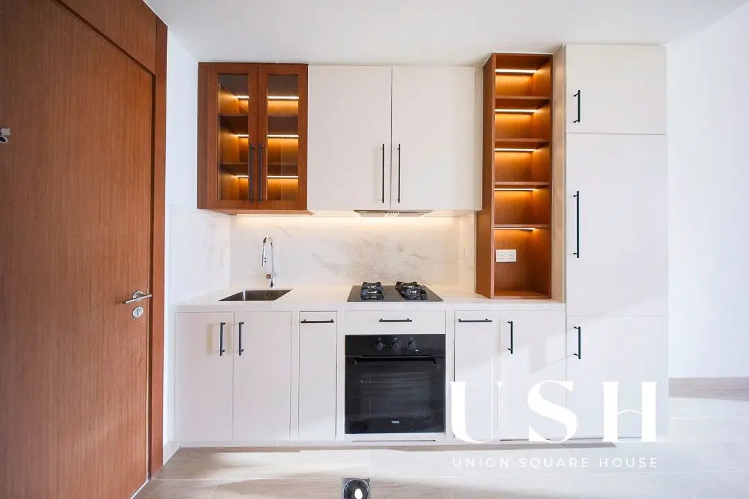 studio freehold apartment in Town Square — photo 4 of 4