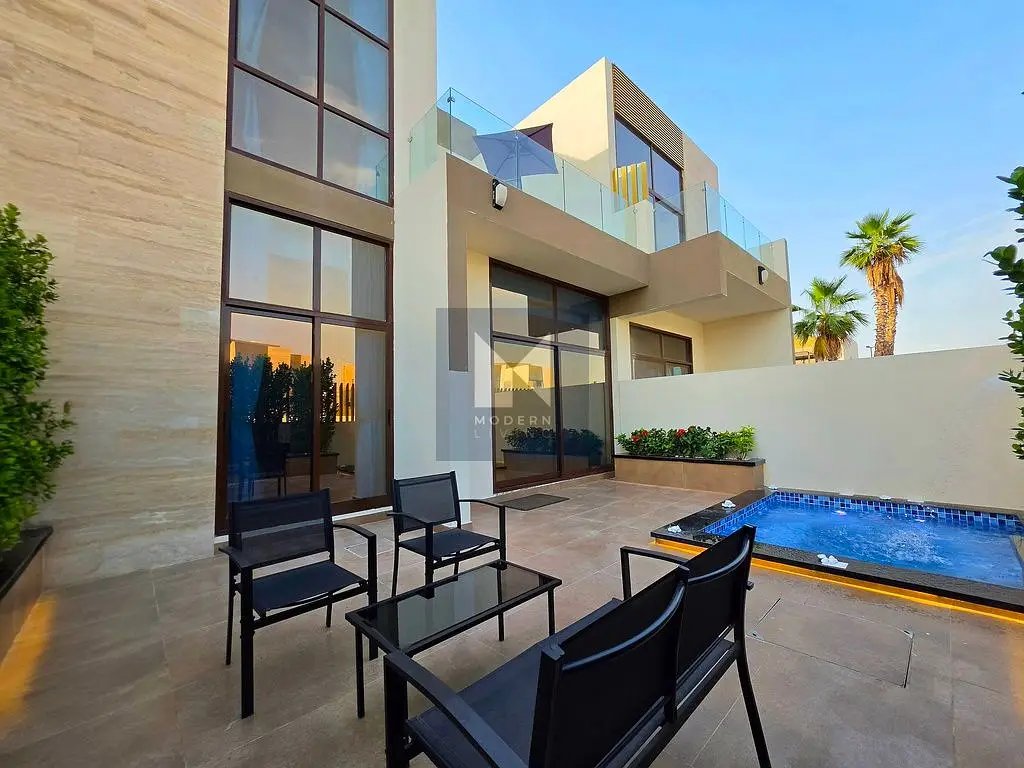 4-bedroom freehold villa in Mohammed Bin Rashid City (MBR City) — photo 3 of 5