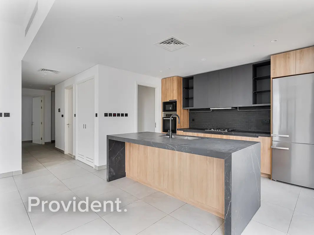 2-bedroom freehold apartment in Downtown Dubai — photo 5 of 5