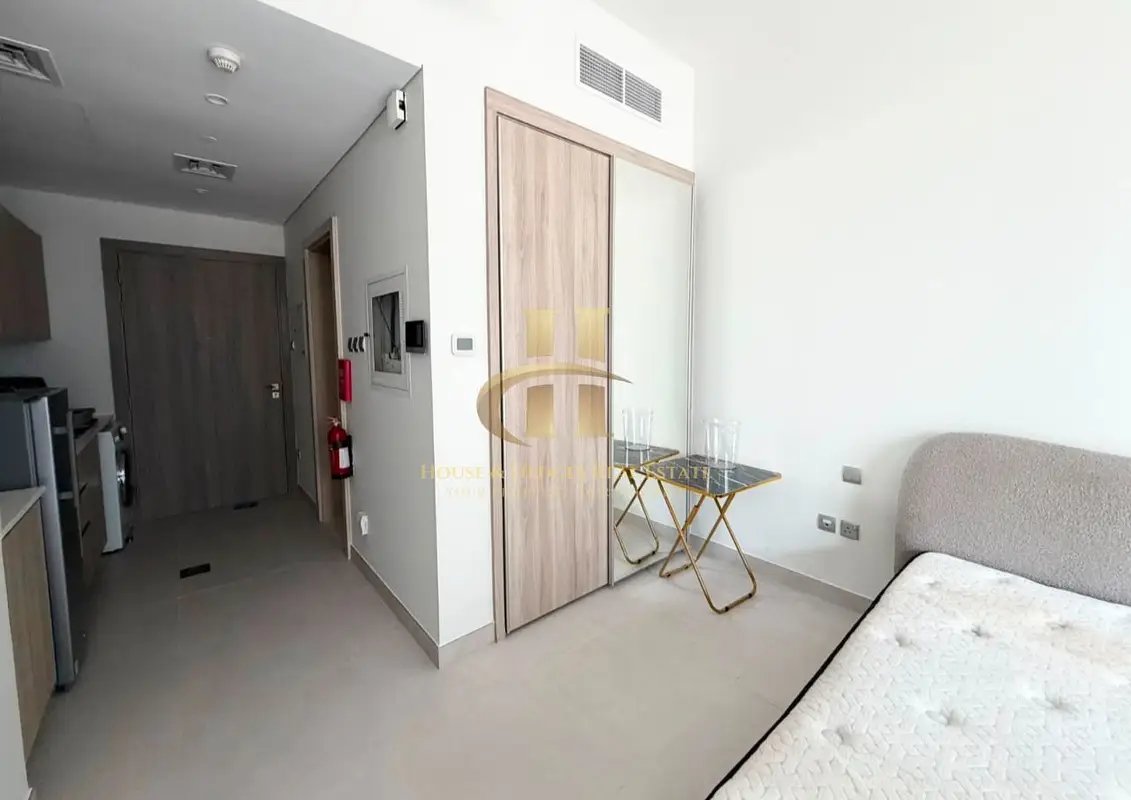 studio freehold apartment in Dubai Hills Estate — photo 3 of 5
