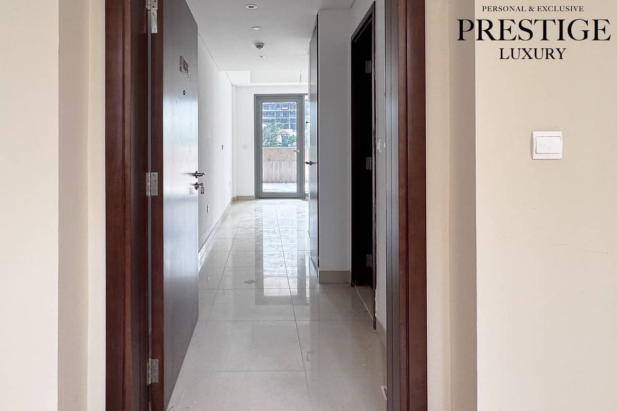 studio freehold apartment in Downtown Dubai — photo 3 of 4
