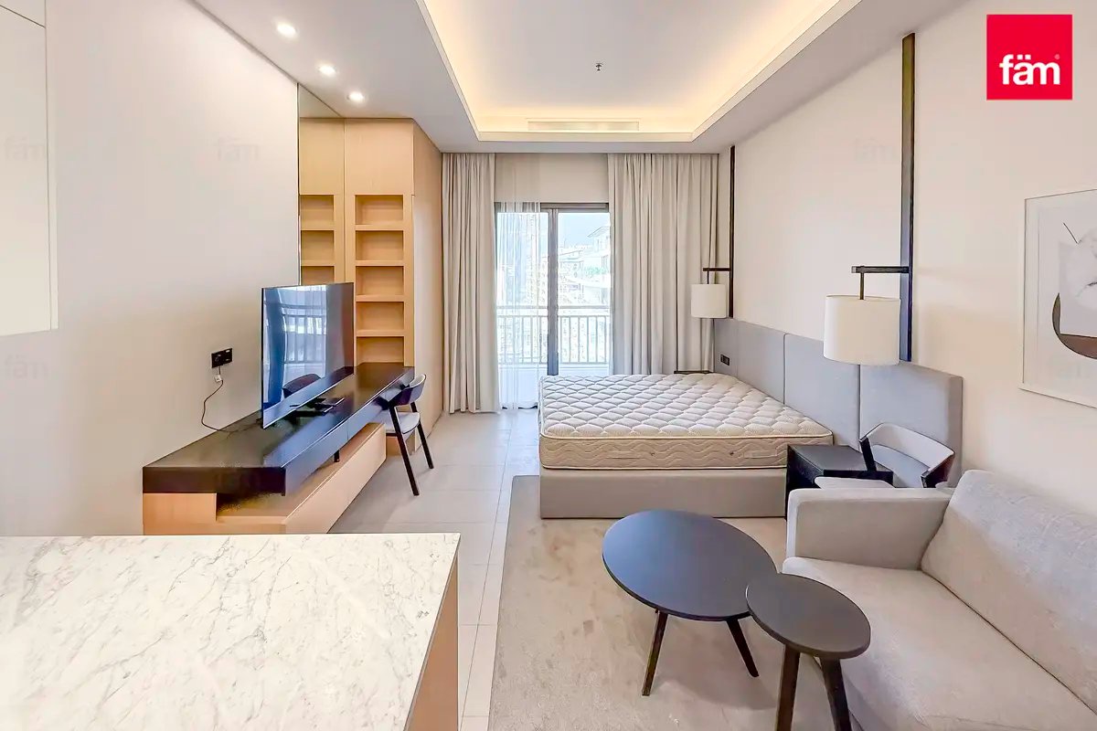 studio freehold apartment in Palm Jumeirah — photo 1 of 4
