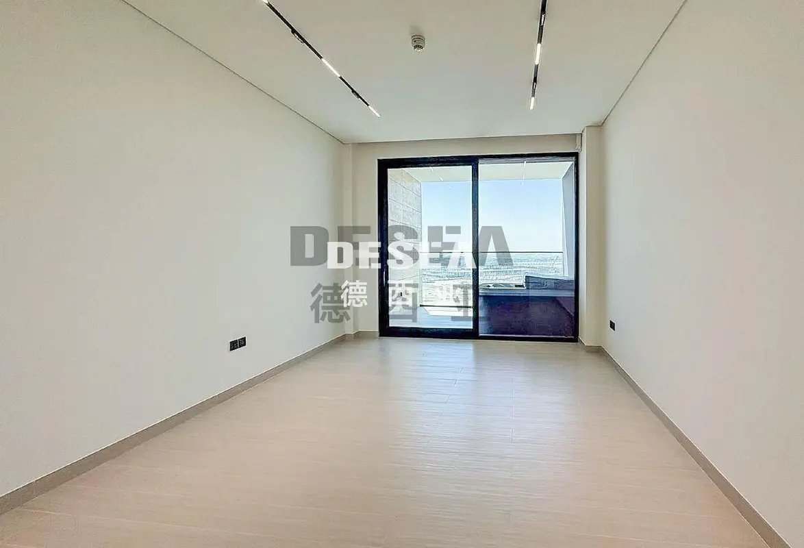 studio freehold apartment in Business Bay — photo 4 of 4