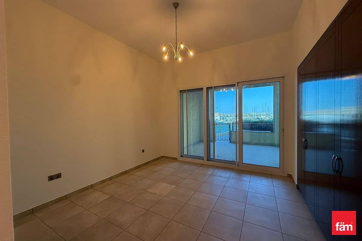 3-bedroom freehold apartment in Palm Jumeirah — photo 1 of 4