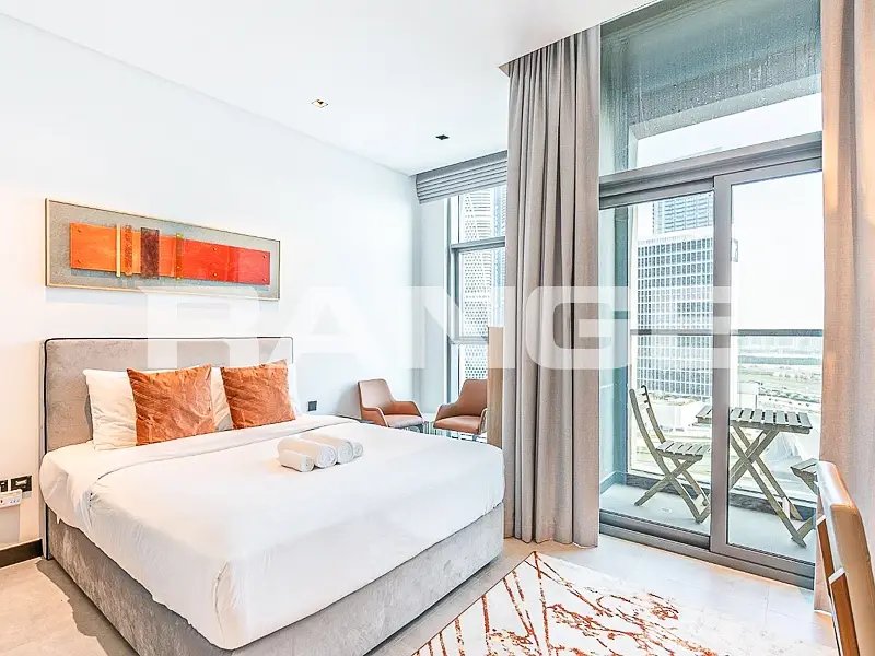 studio freehold apartment in Business Bay — photo 1 of 5