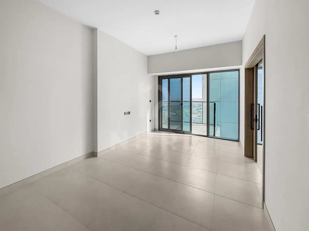 1-bedroom freehold apartment in DAMAC Hills — photo 4 of 4
