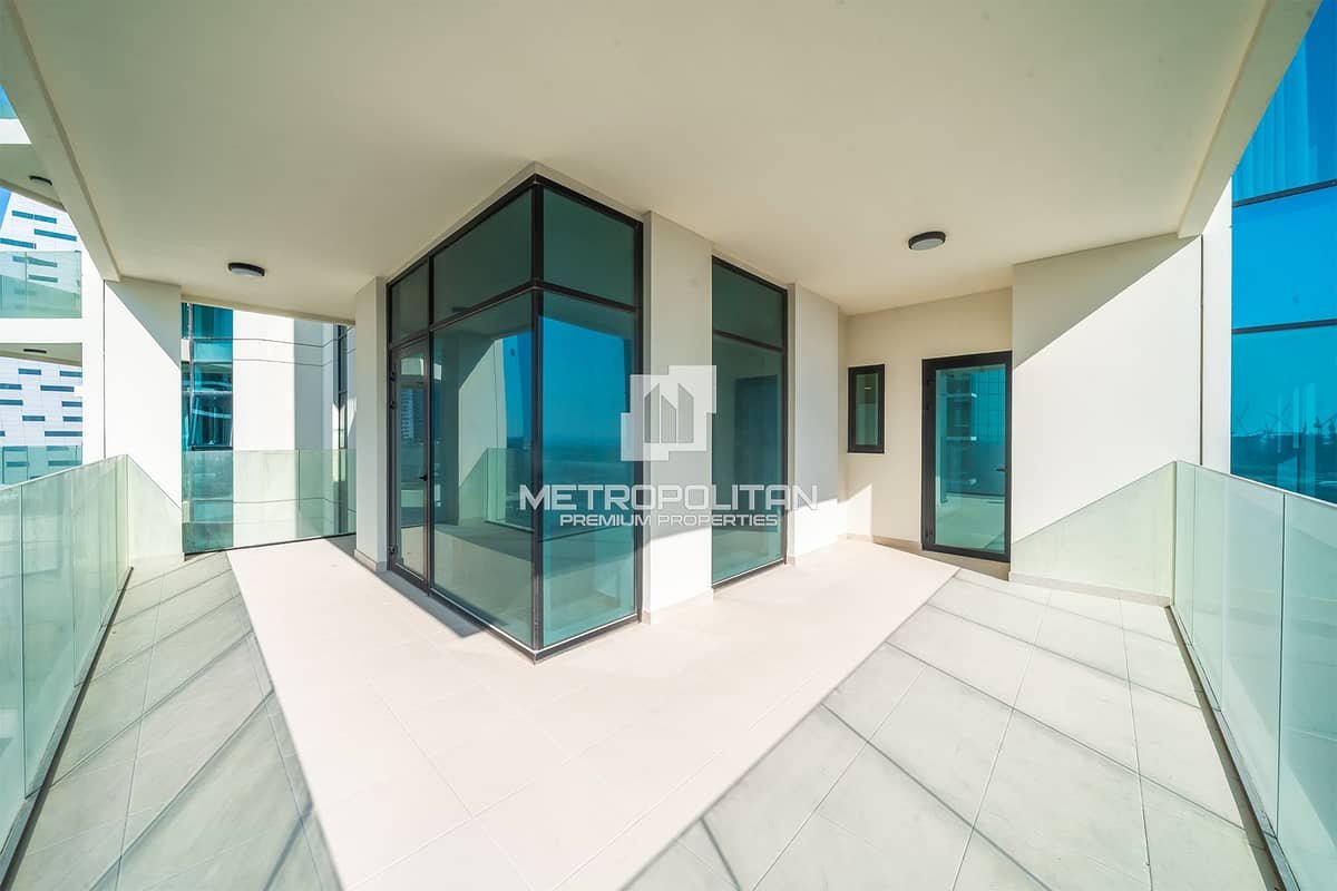 3-bedroom freehold apartment in Business Bay — photo 4 of 5