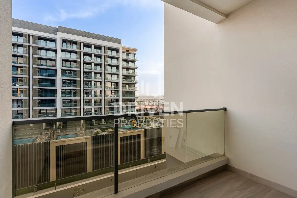 studio freehold apartment in Dubai Hills Estate — photo 4 of 4
